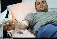 اهدای خون توسط مردم شهرستان میانه در شب قدر+تصاویر